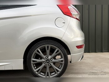 Used Ford Fiesta 2016 for sale - 76818125: Photo