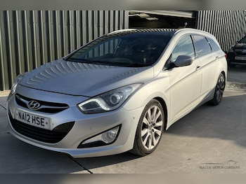 2012 - 1.7 CRDi Premium Estate 5dr Diesel Manual Euro 5 (136 ps)