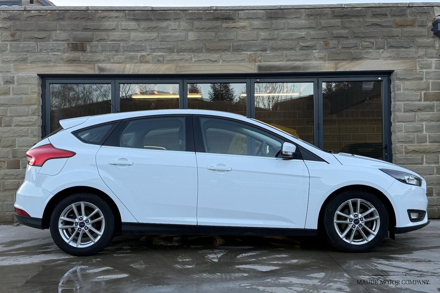 Used Ford Focus 2016 for sale - 76818136: Photo 2