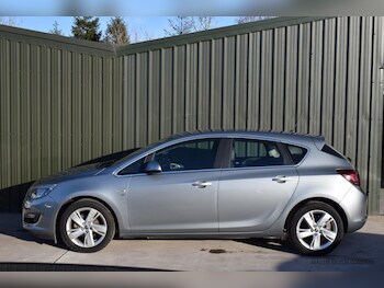 Used Vauxhall Astra 2014 for sale - 77251510: Photo