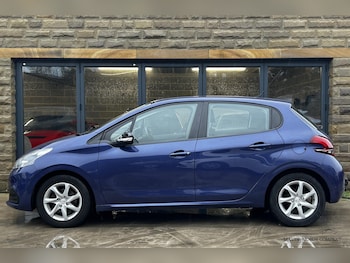 Used Peugeot 208 2015 for sale - 78733246: Photo