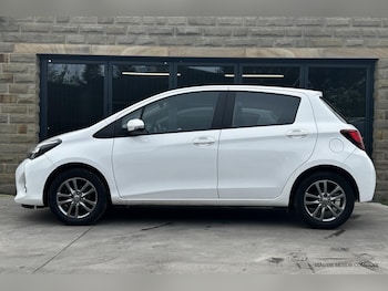 Used Toyota Yaris 2015 for sale - 78478883: Photo