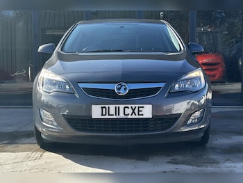 Used Vauxhall Astra 2011 for sale - 77813080: Photo