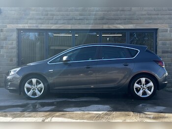 Used Vauxhall Astra 2011 for sale - 77813080: Photo