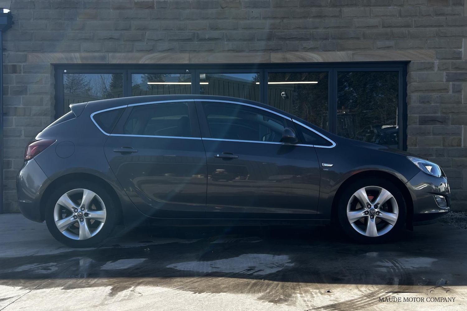 Used Vauxhall Astra 2011 for sale - 77813080: Photo 8