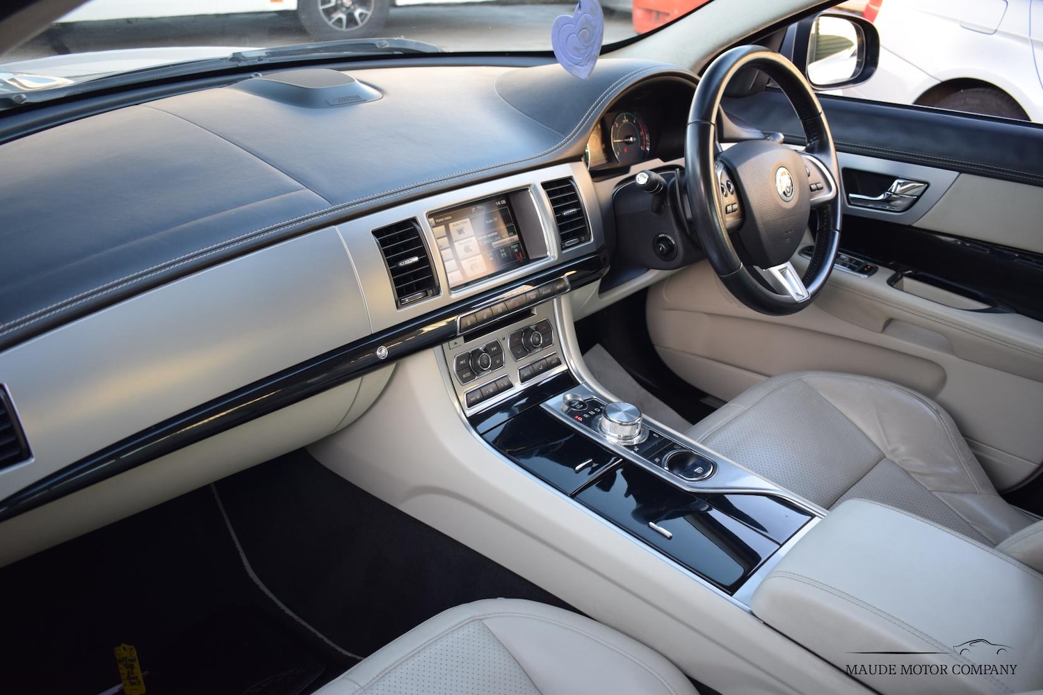 Used Jaguar XF 2013 for sale - 76818119: Photo 15