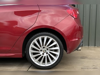 Used Alfa Romeo Giulietta 2012 for sale - 76818134: Photo