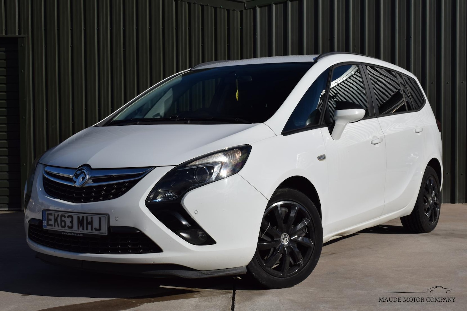 Used Vauxhall Zafira Tourer 2013 for sale - 76818114: Photo 1