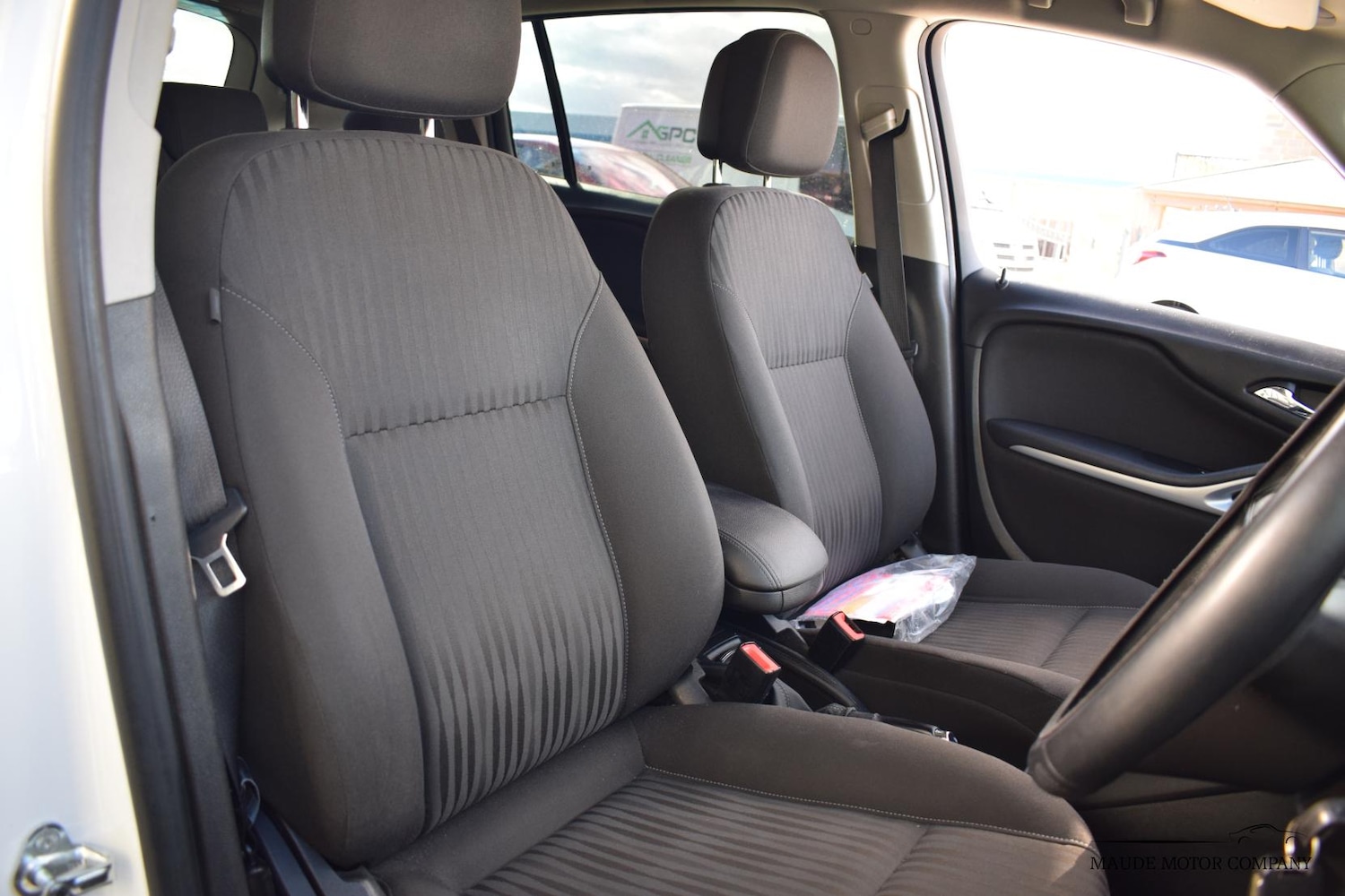 Used Vauxhall Zafira Tourer 2013 for sale - 76818114: Photo 10