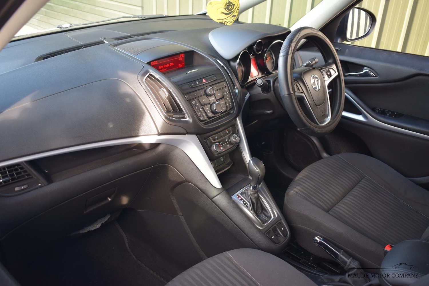 Used Vauxhall Zafira Tourer 2013 for sale - 76818114: Photo 13