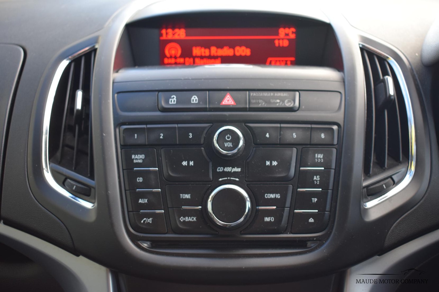 Used Vauxhall Zafira Tourer 2013 for sale - 76818114: Photo 15