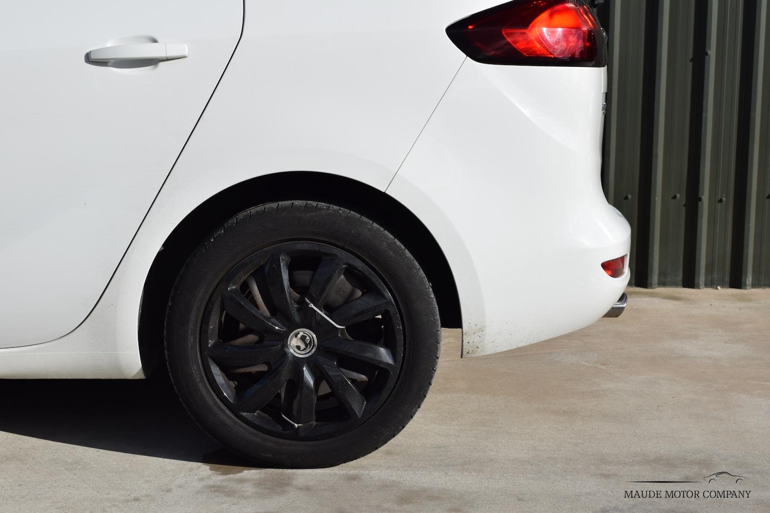 Used Vauxhall Zafira Tourer 2013 for sale - 76818114: Photo 3