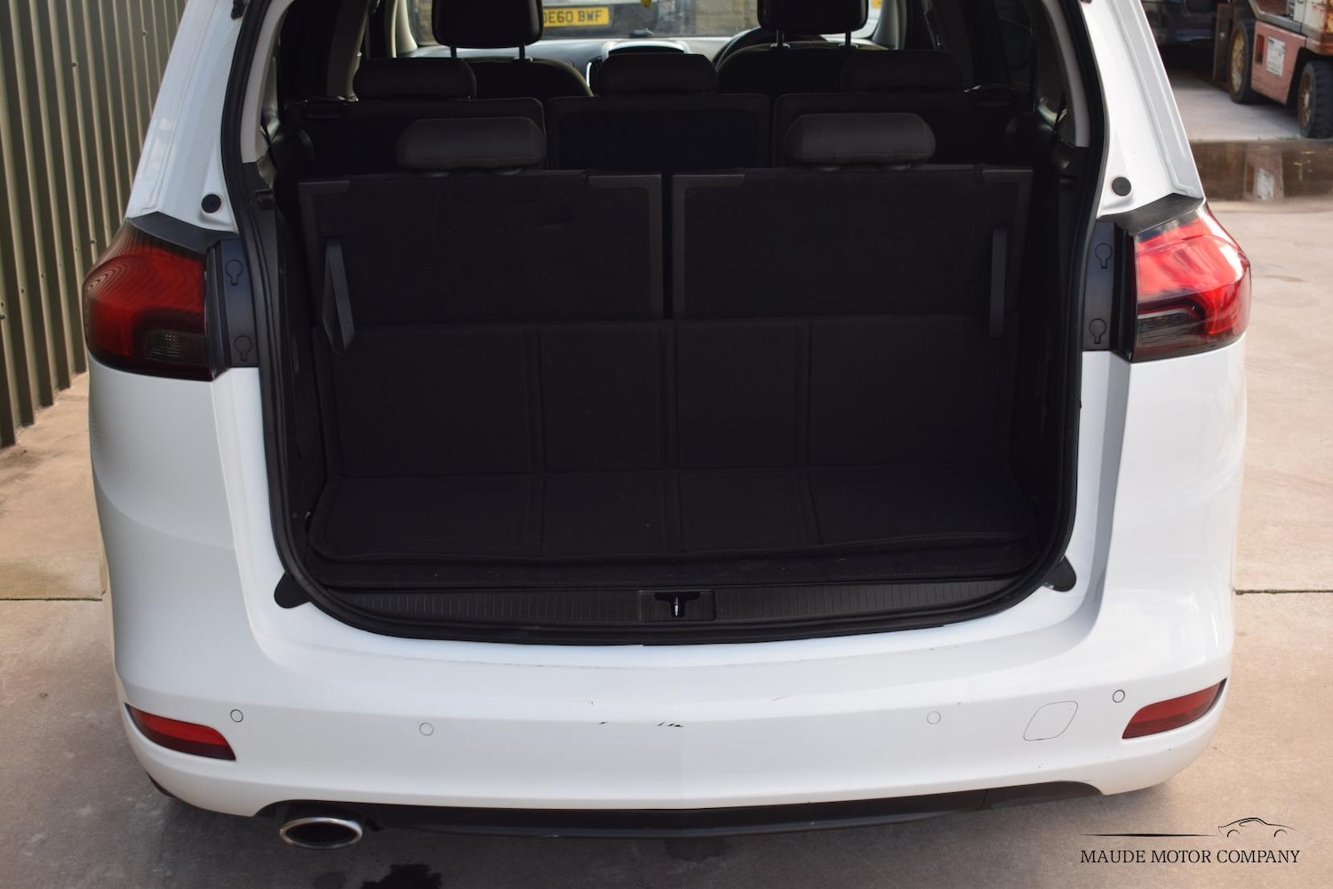 Used Vauxhall Zafira Tourer 2013 for sale - 76818114: Photo 8