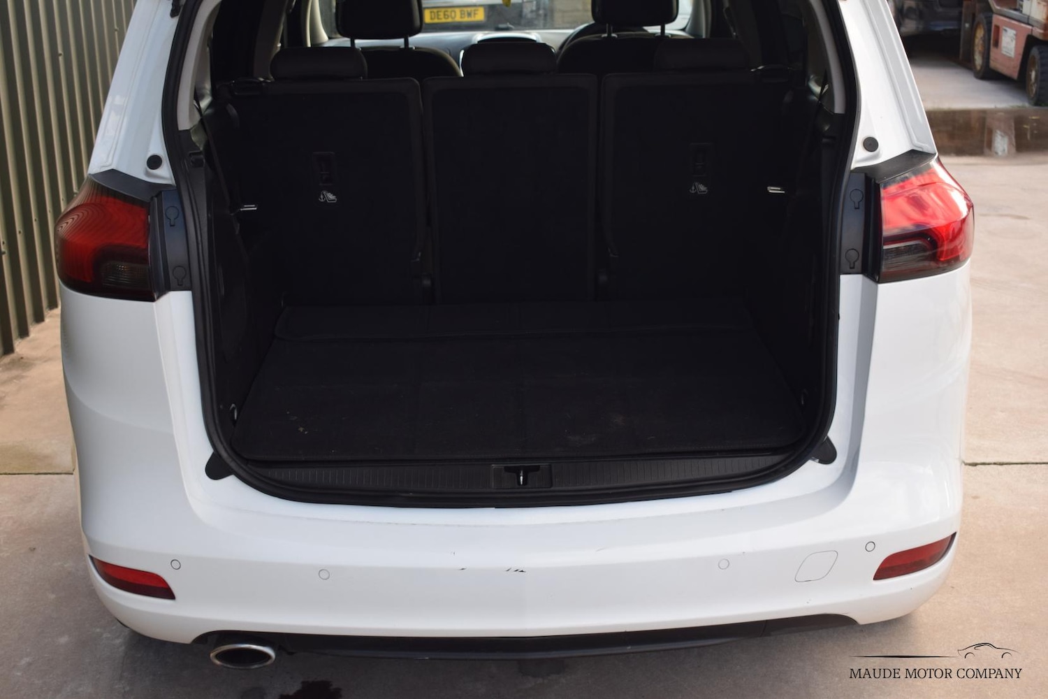 Used Vauxhall Zafira Tourer 2013 for sale - 76818114: Photo 9