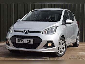 Used Hyundai i10 2015 for sale - 76818111: Photo