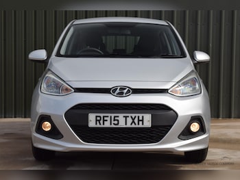 Used Hyundai i10 2015 for sale - 76818111: Photo