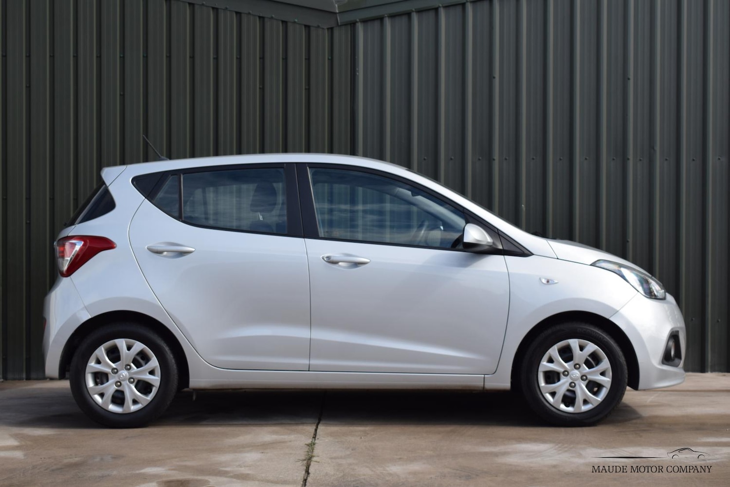 Used Hyundai i10 2015 for sale - 76818111: Photo 6