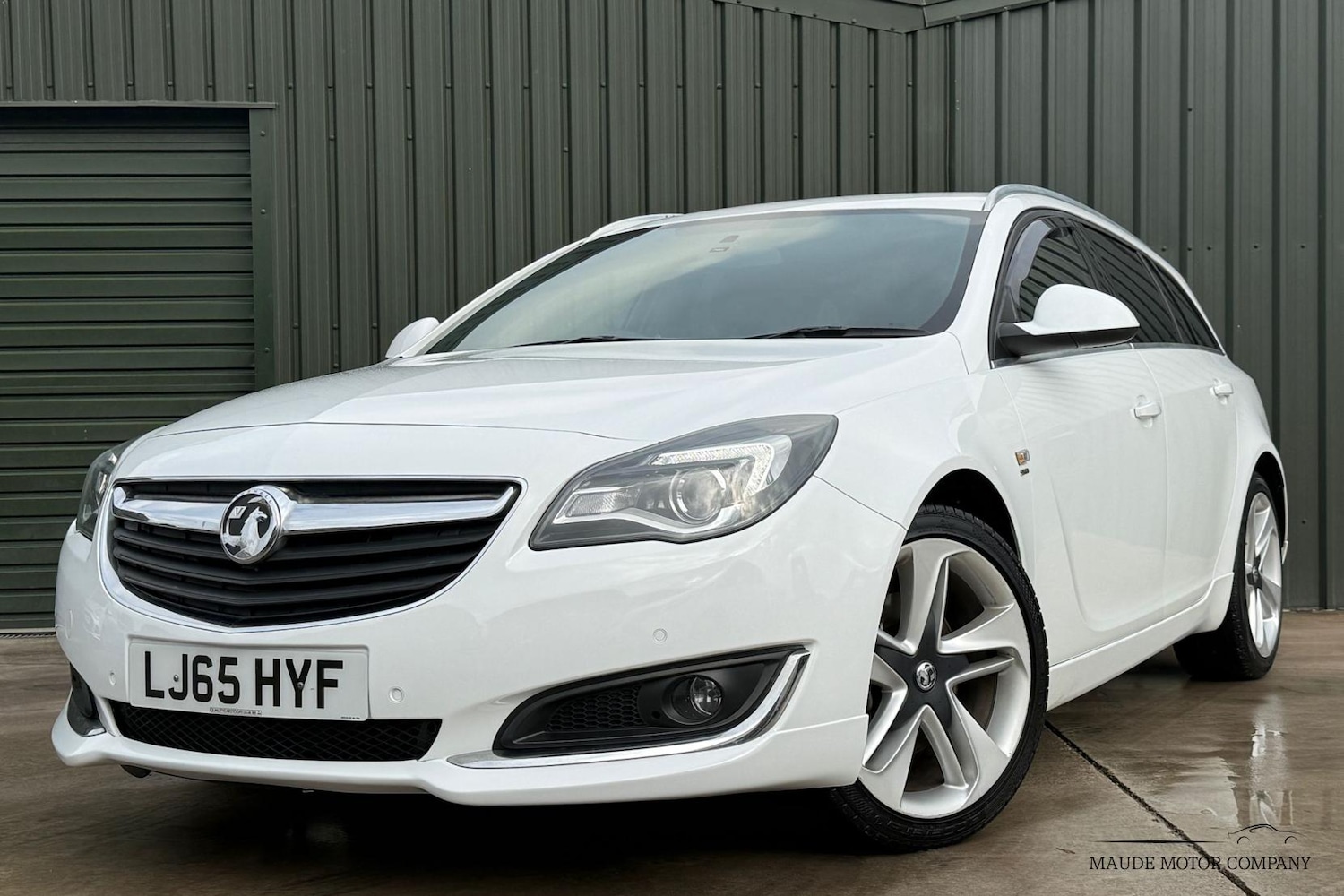 Used Vauxhall Insignia 2015 for sale - 76818131: Photo 1