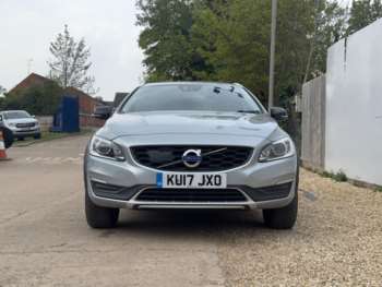 Used Volvo V60 Cross Country 2017 for sale - 74485724: Photo