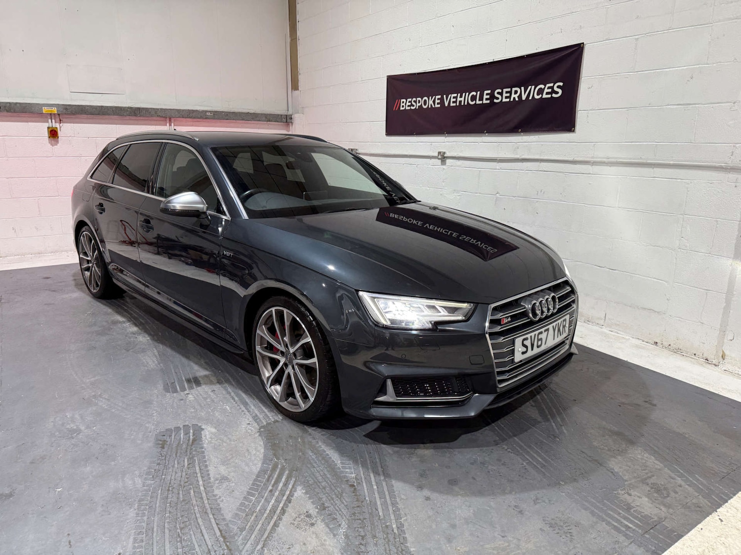 Used Audi A4 2017 for sale - 76829988: Photo 1