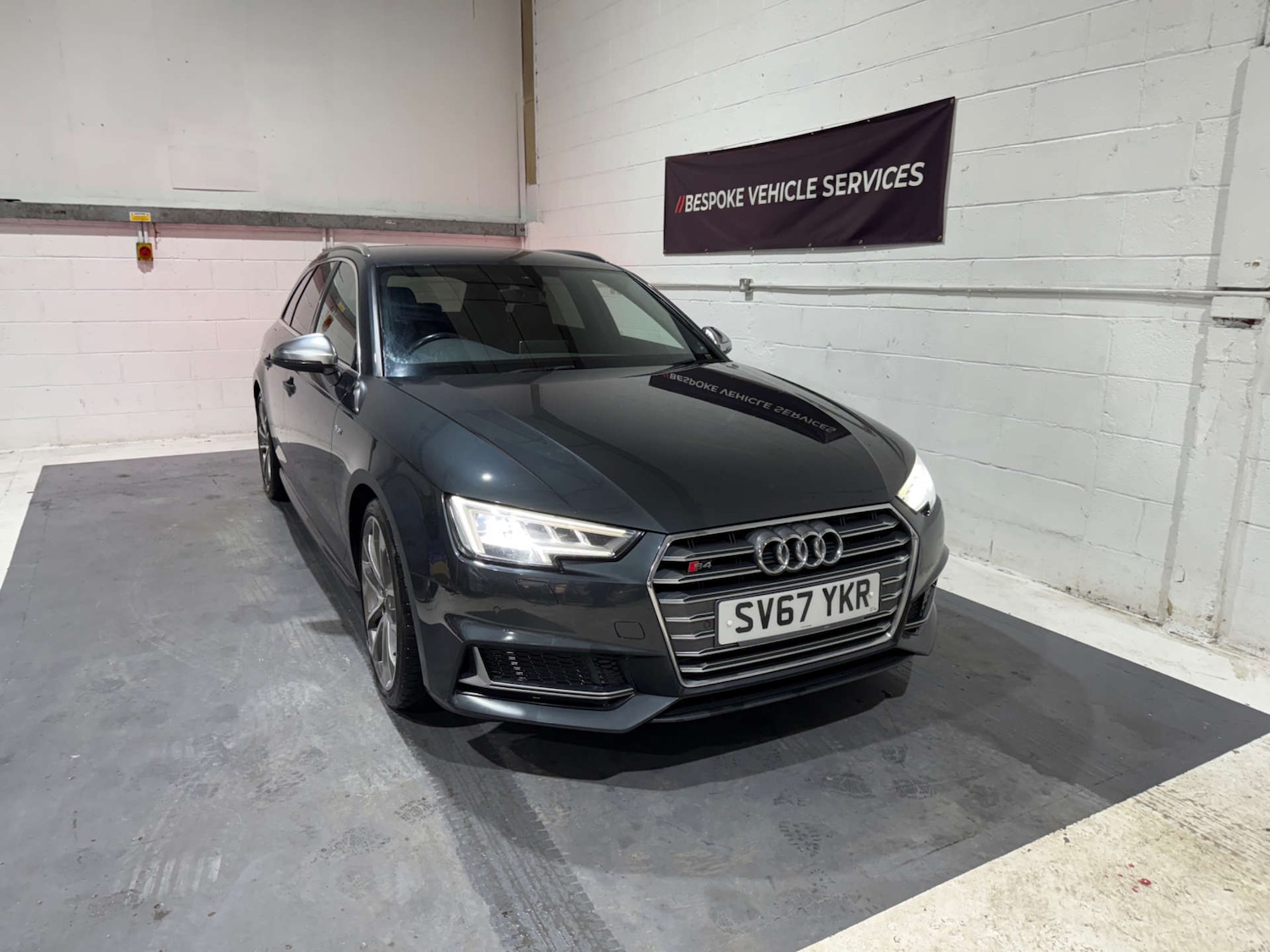 Used Audi A4 2017 for sale - 76829988: Photo 4