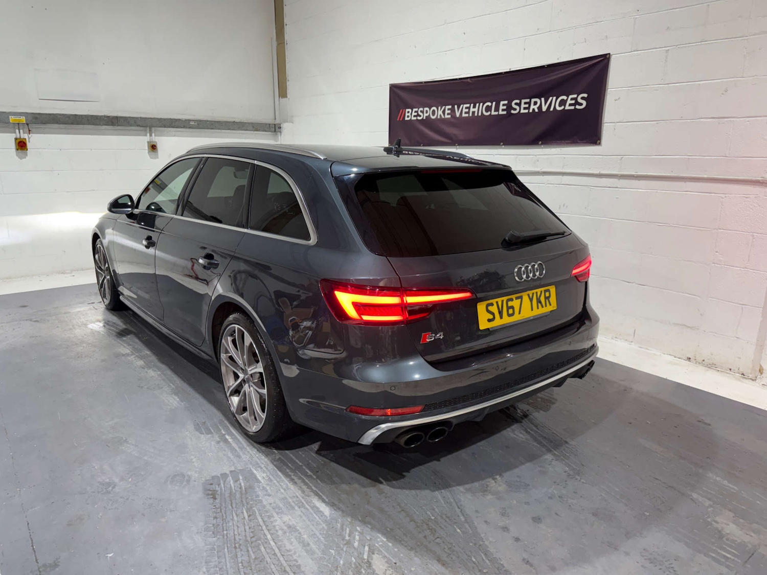 Used Audi A4 2017 for sale - 76829988: Photo 8