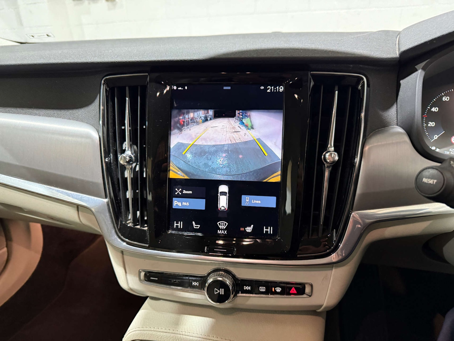 Used Volvo V90 2020 for sale - 76829914: Photo 11