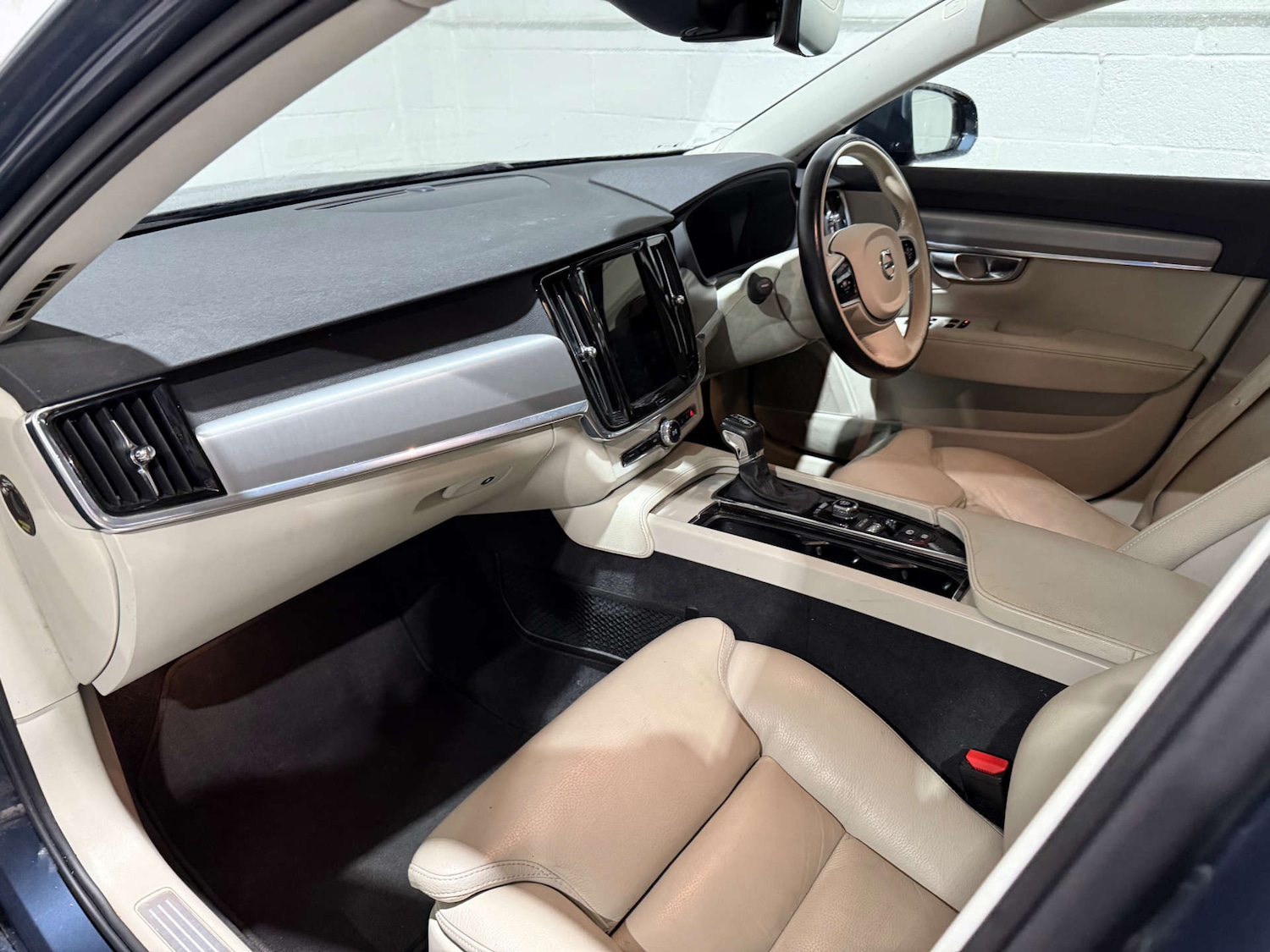 Used Volvo V90 2020 for sale - 76829914: Photo 24