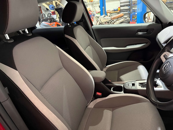 Used Honda Jazz 2021 for sale - 76290989: Photo 30