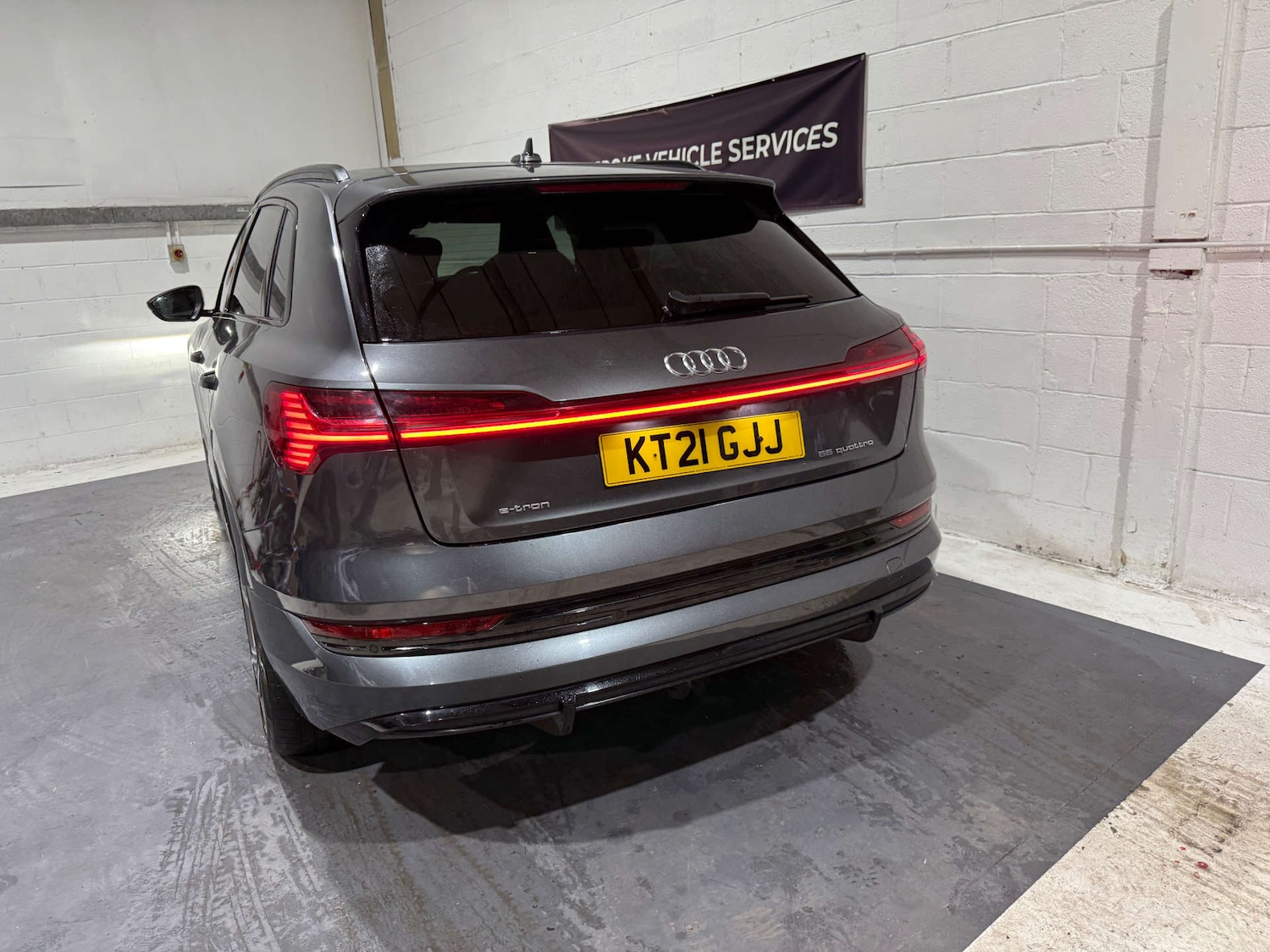 Used Audi e-tron 2021 for sale - 76830099: Photo 13