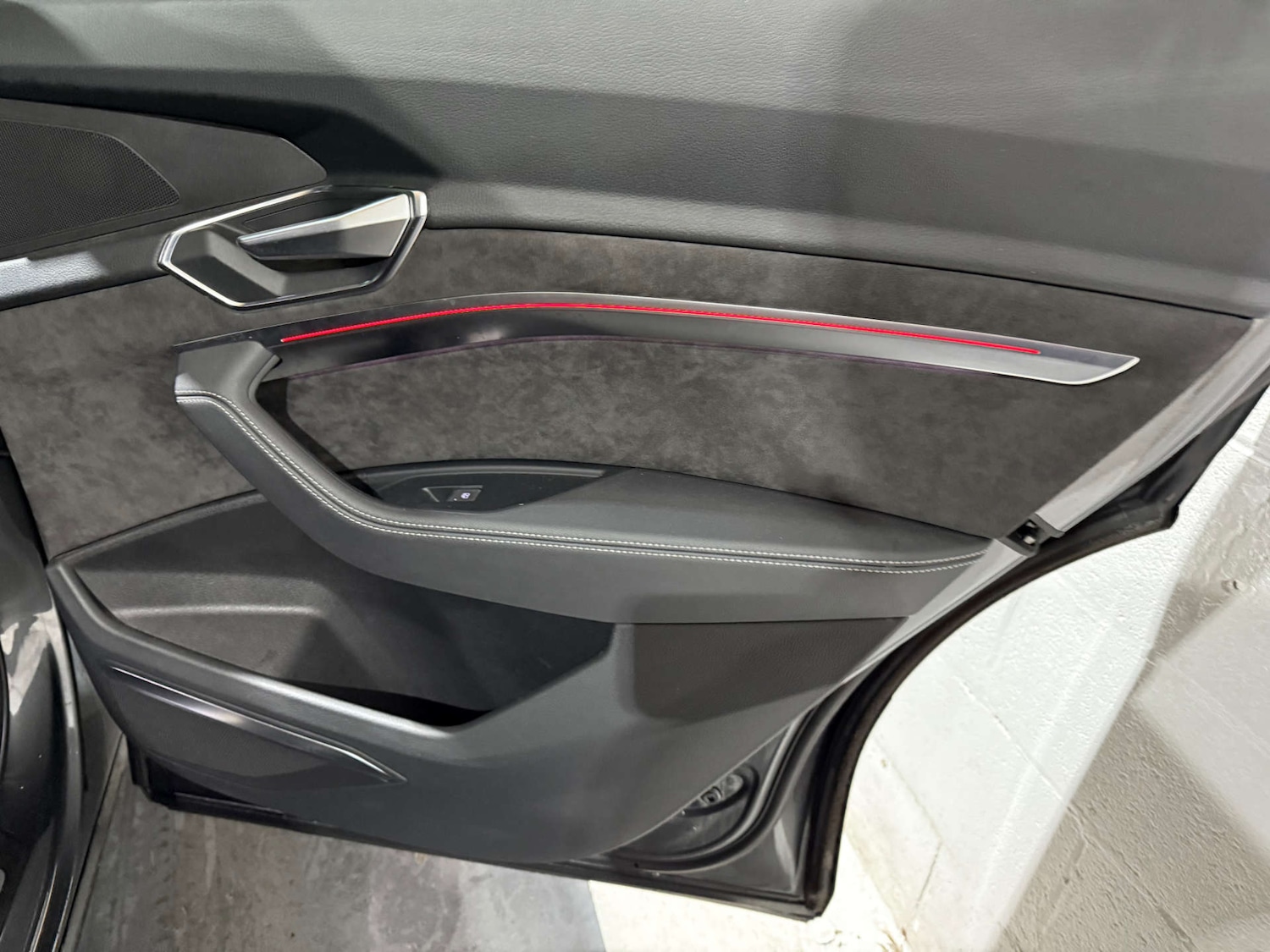 Used Audi e-tron 2021 for sale - 76830099: Photo 29