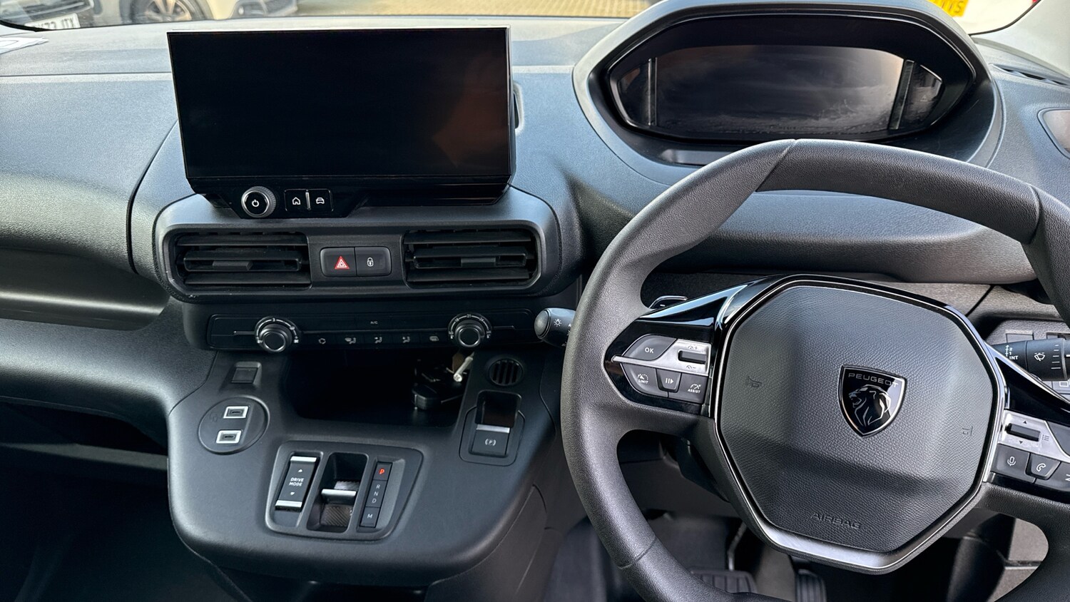 Used Peugeot Partner 2024 for sale - 77599585: Photo 10