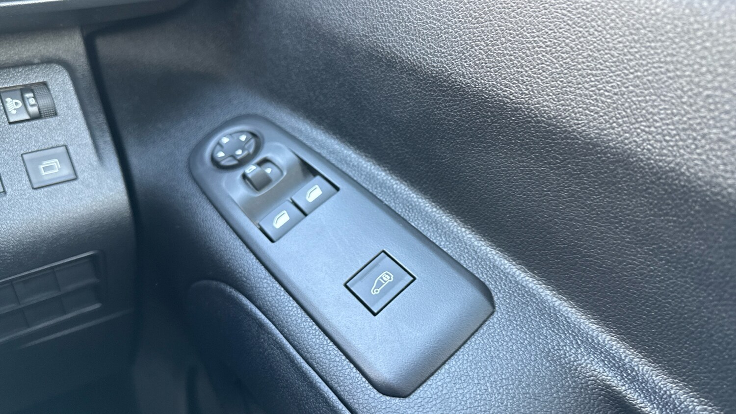 Used Peugeot Partner 2024 for sale - 77599585: Photo 22