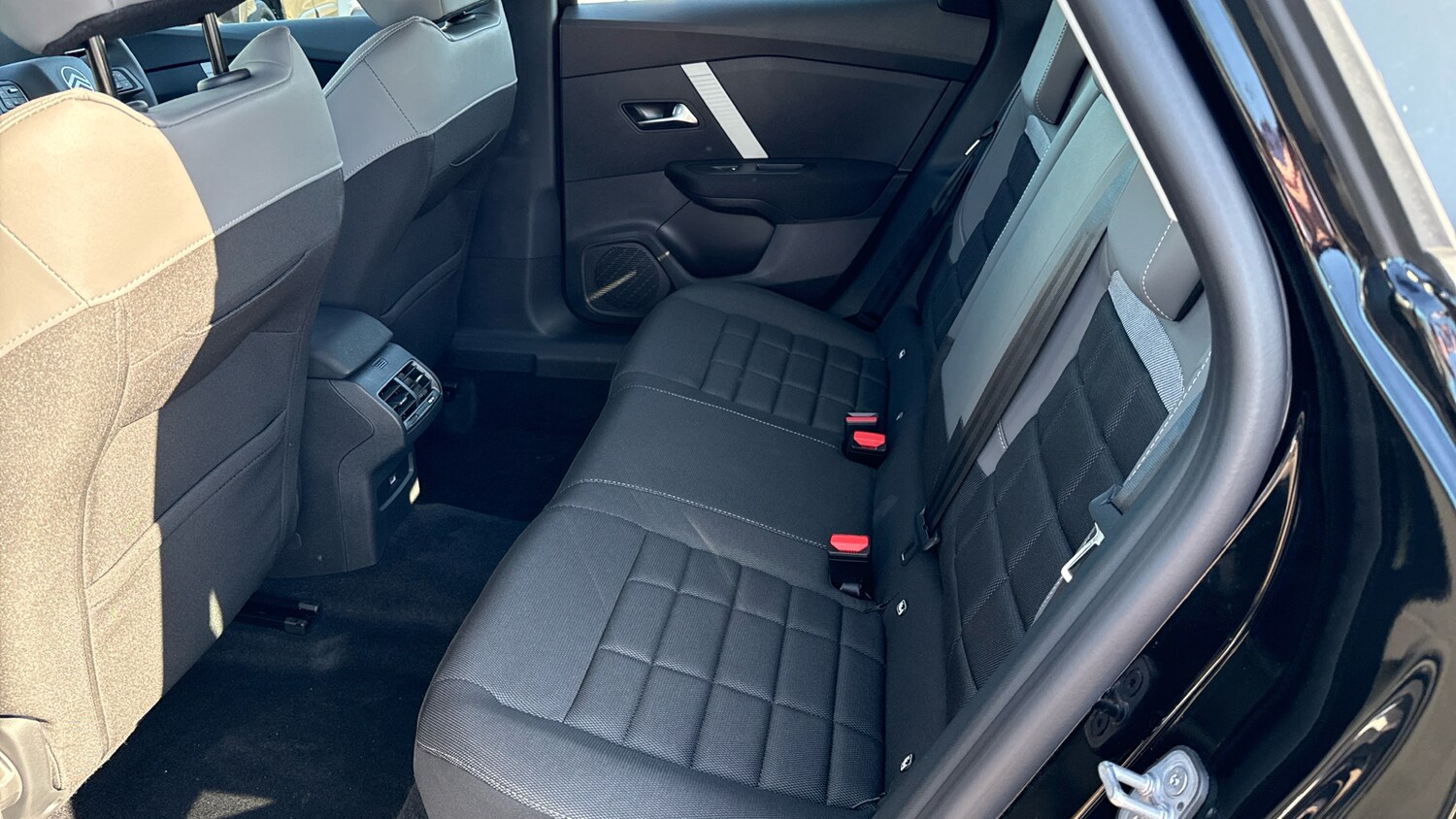 Used Citroen C4 2026 for sale - 78048759: Photo 32