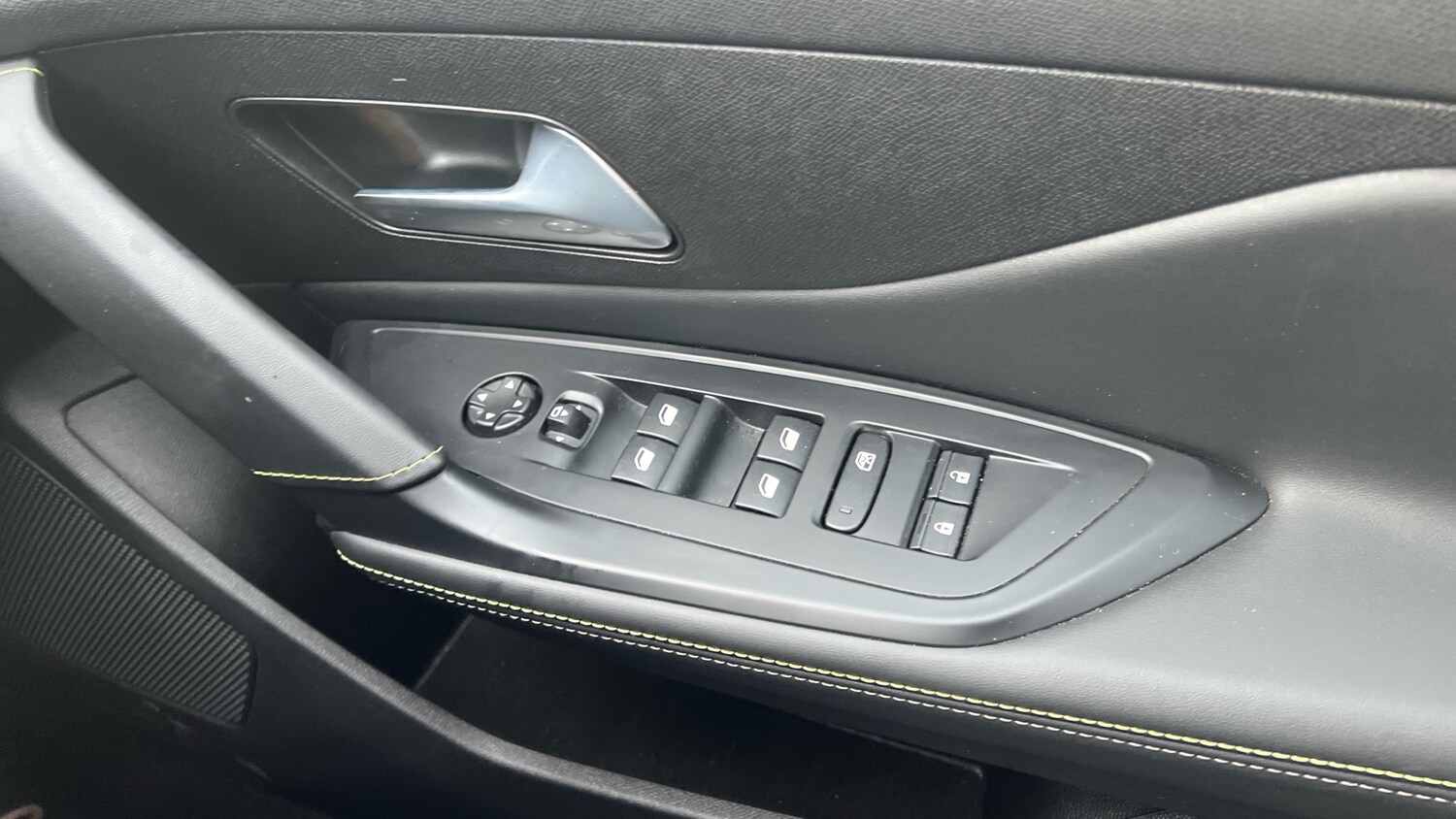 Used Peugeot 408 2024 for sale - 77204898: Photo 22