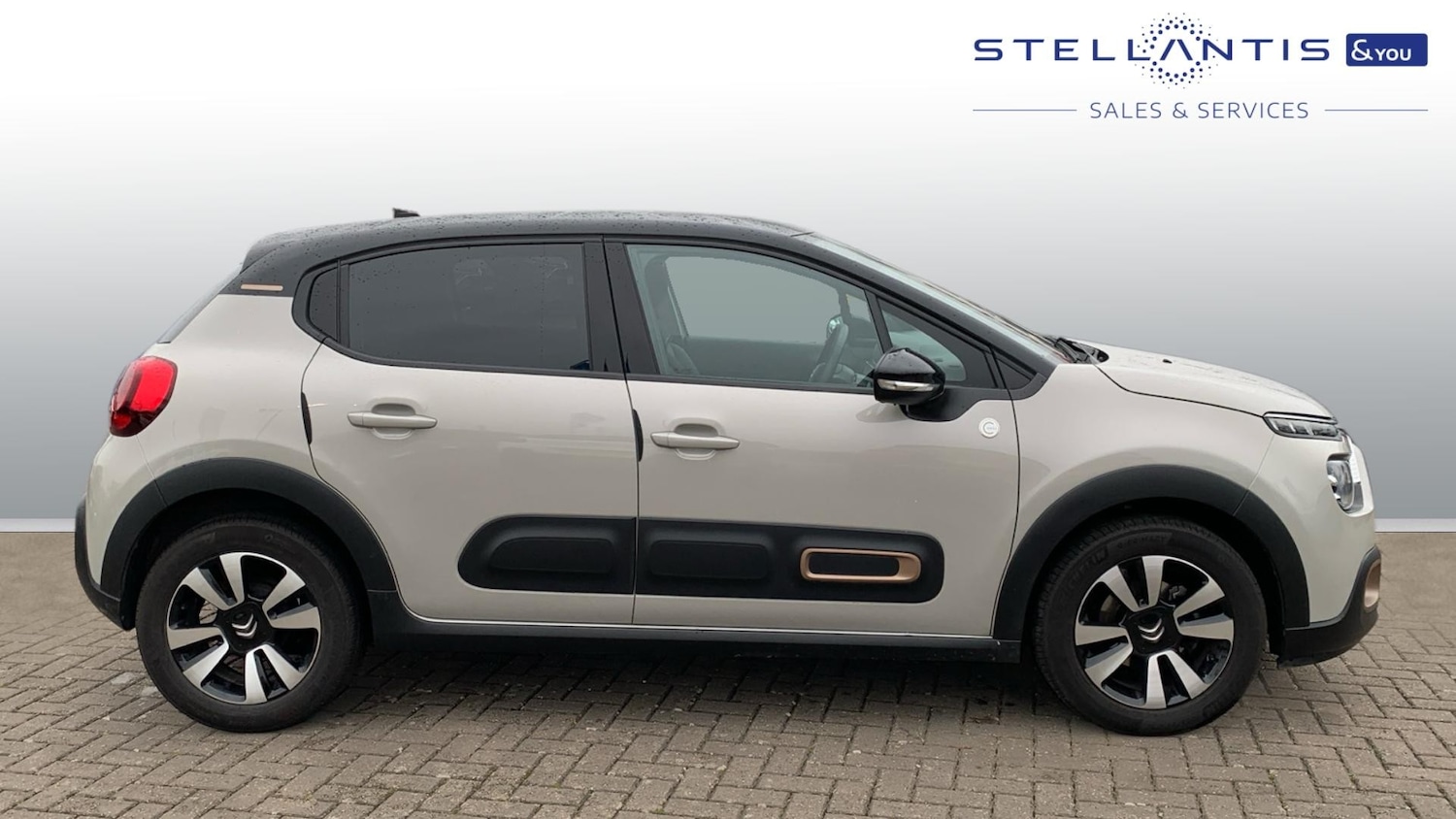 Used Citroen C3 2023 for sale - 77332446: Photo 2