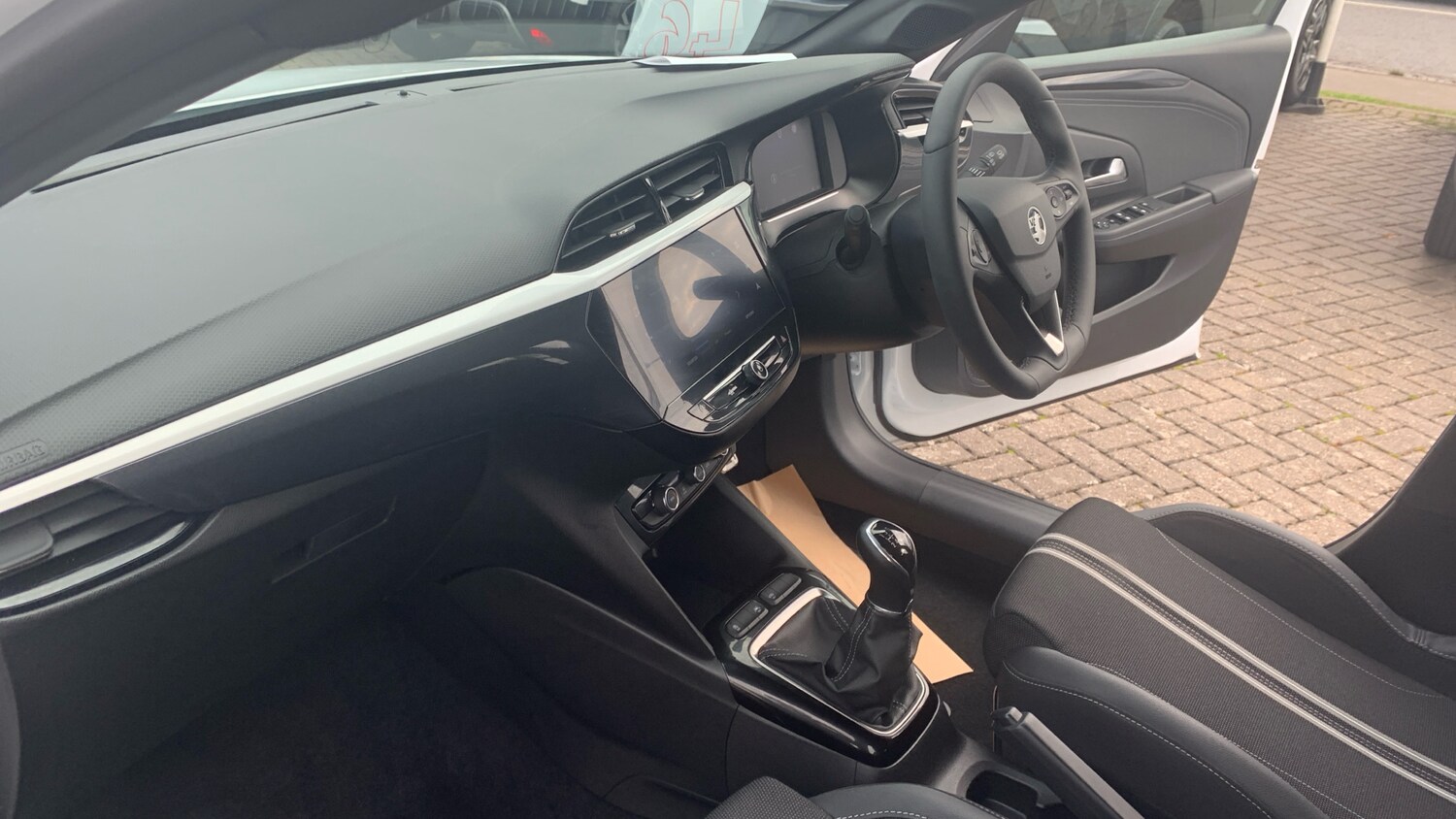 Used Vauxhall Corsa 2024 for sale - 76123575: Photo 4