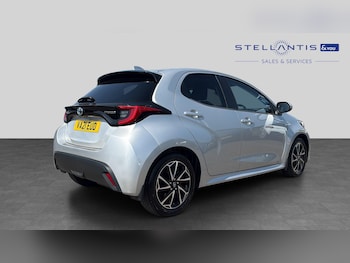 Used Toyota Yaris 2021 for sale - 78977393: Photo