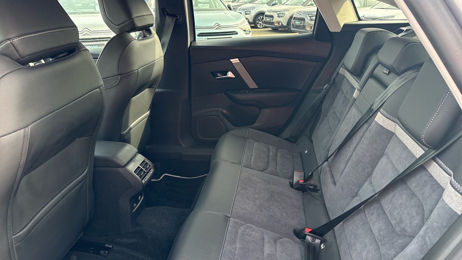 Used Citroen C4 2024 for sale - 77978807: Photo 33