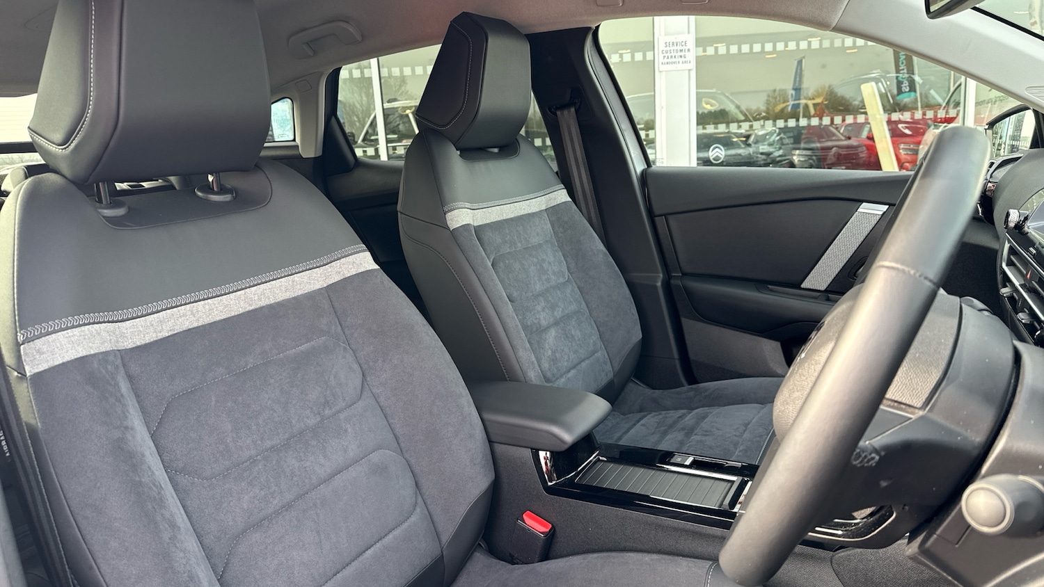 Used Citroen C4 2024 for sale - 77978807: Photo 42