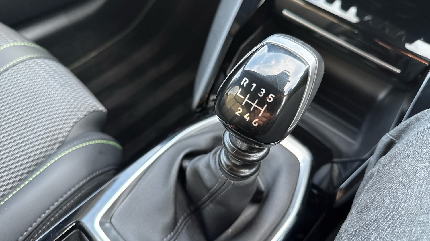 Used Peugeot 208 2024 for sale - 76772579: Photo 21