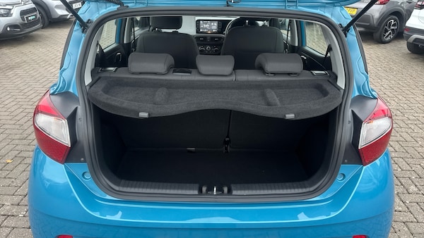 Used Hyundai i10 2022 for sale - 75979386: Photo 19