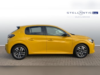 Used Peugeot 208 2023 for sale - 76190398: Photo