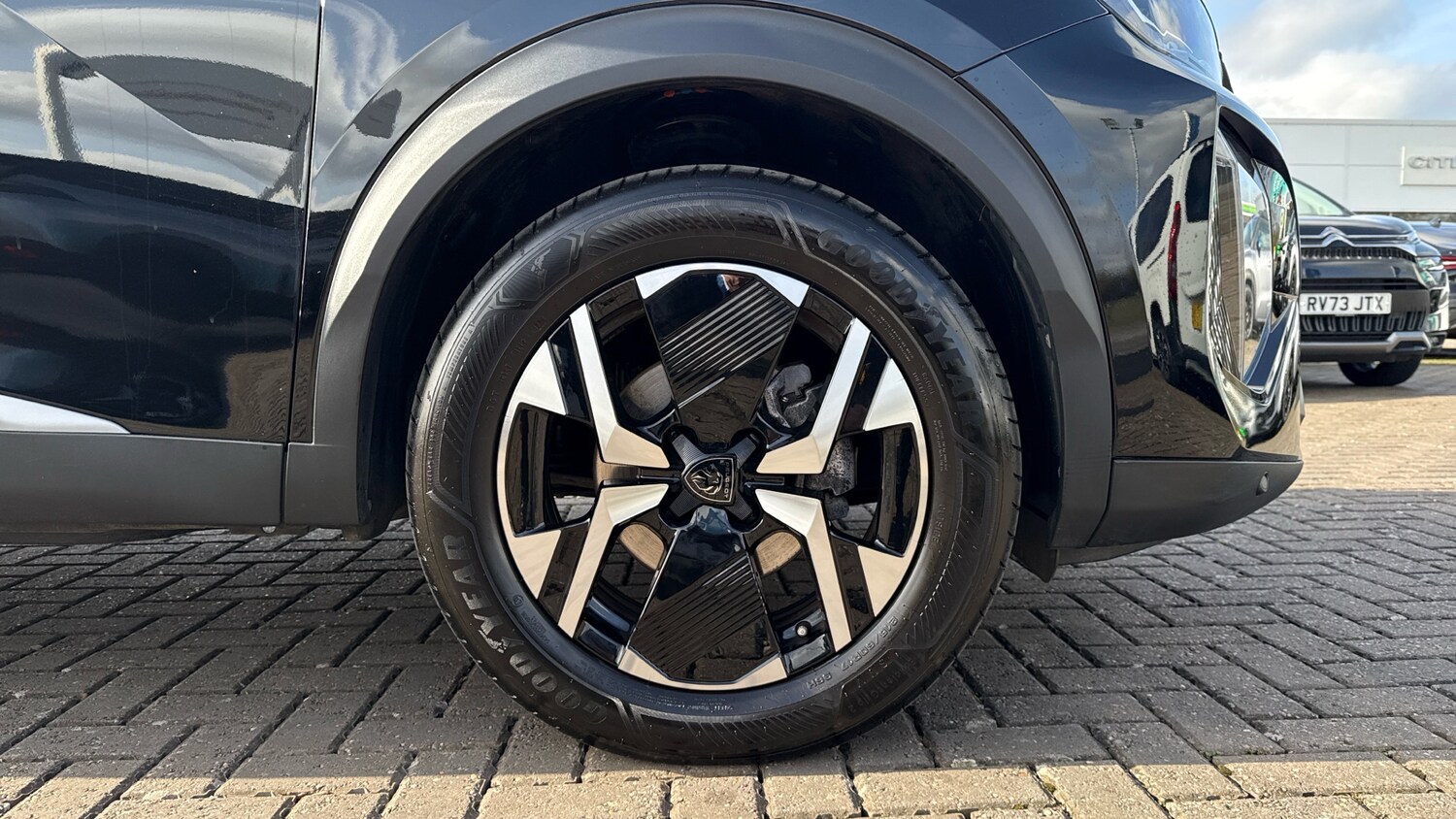 Used Peugeot 2008 2024 for sale - 77626931: Photo 17