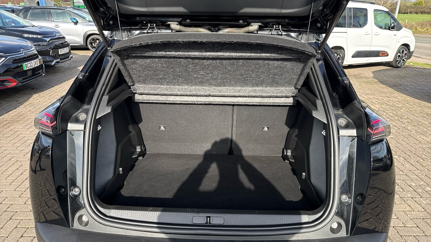 Used Peugeot 2008 2024 for sale - 77626931: Photo 19