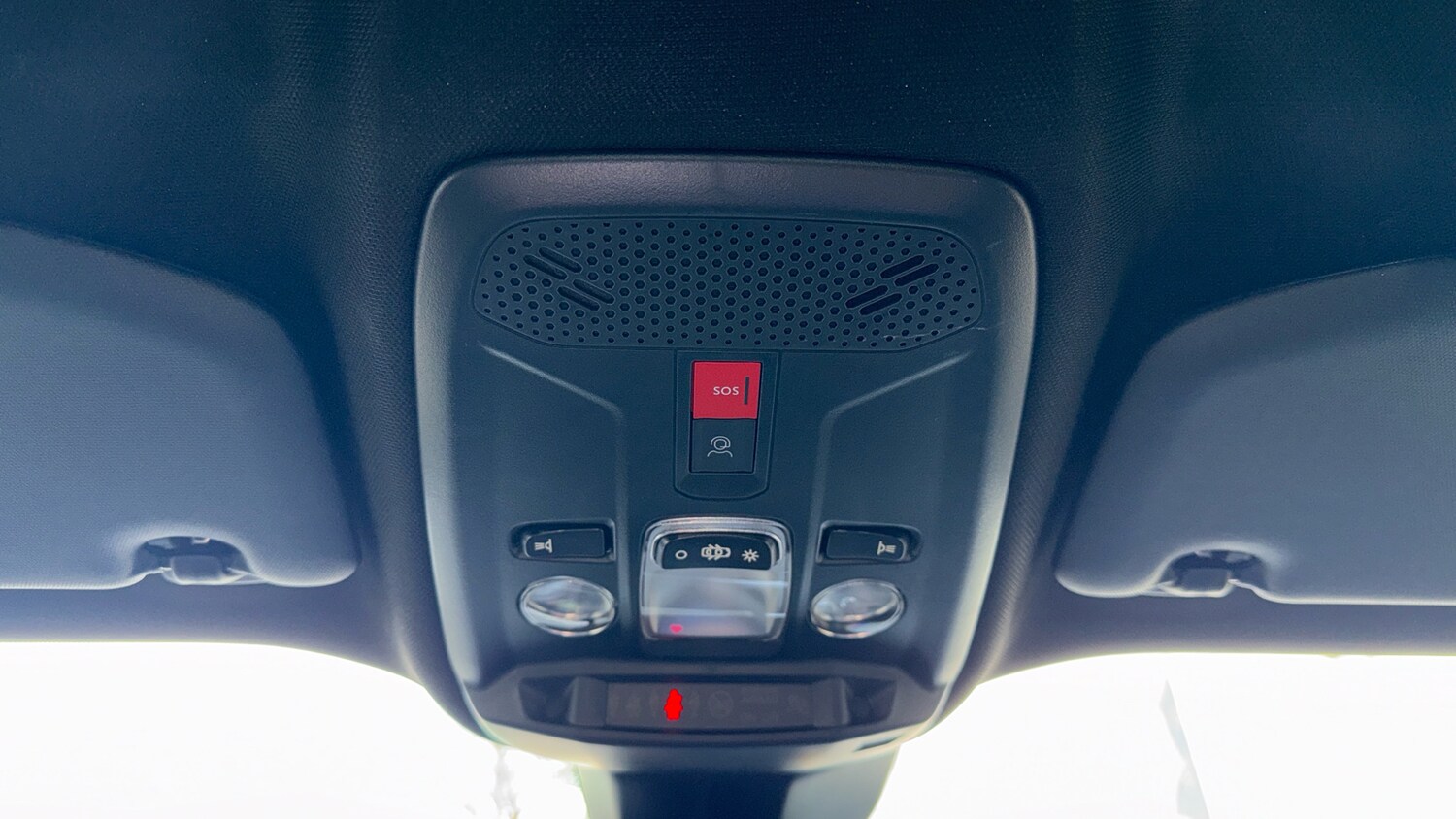 Used Peugeot 2008 2024 for sale - 77626931: Photo 38