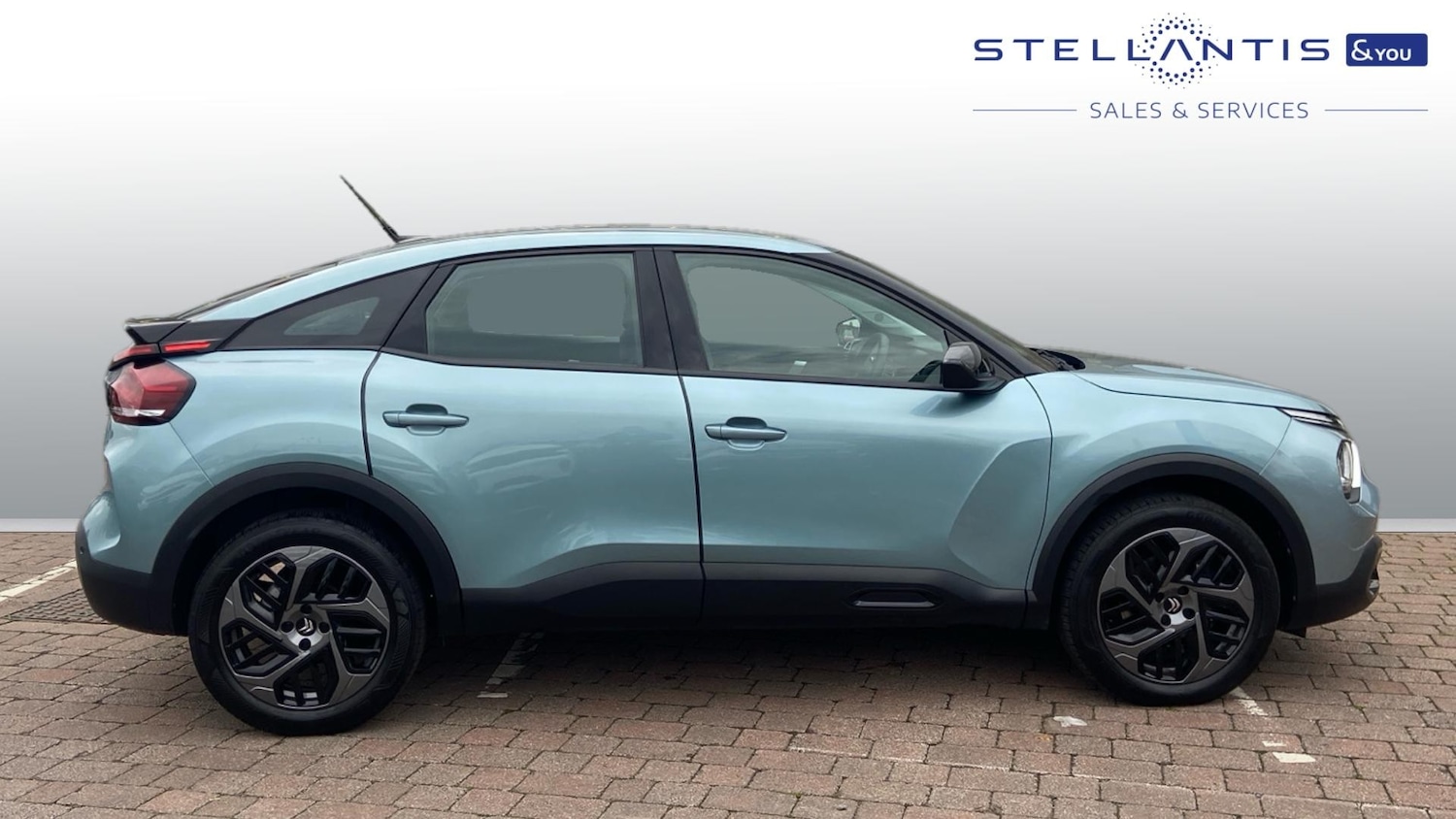 Used Citroen C4 2023 for sale - 76307989: Photo 2