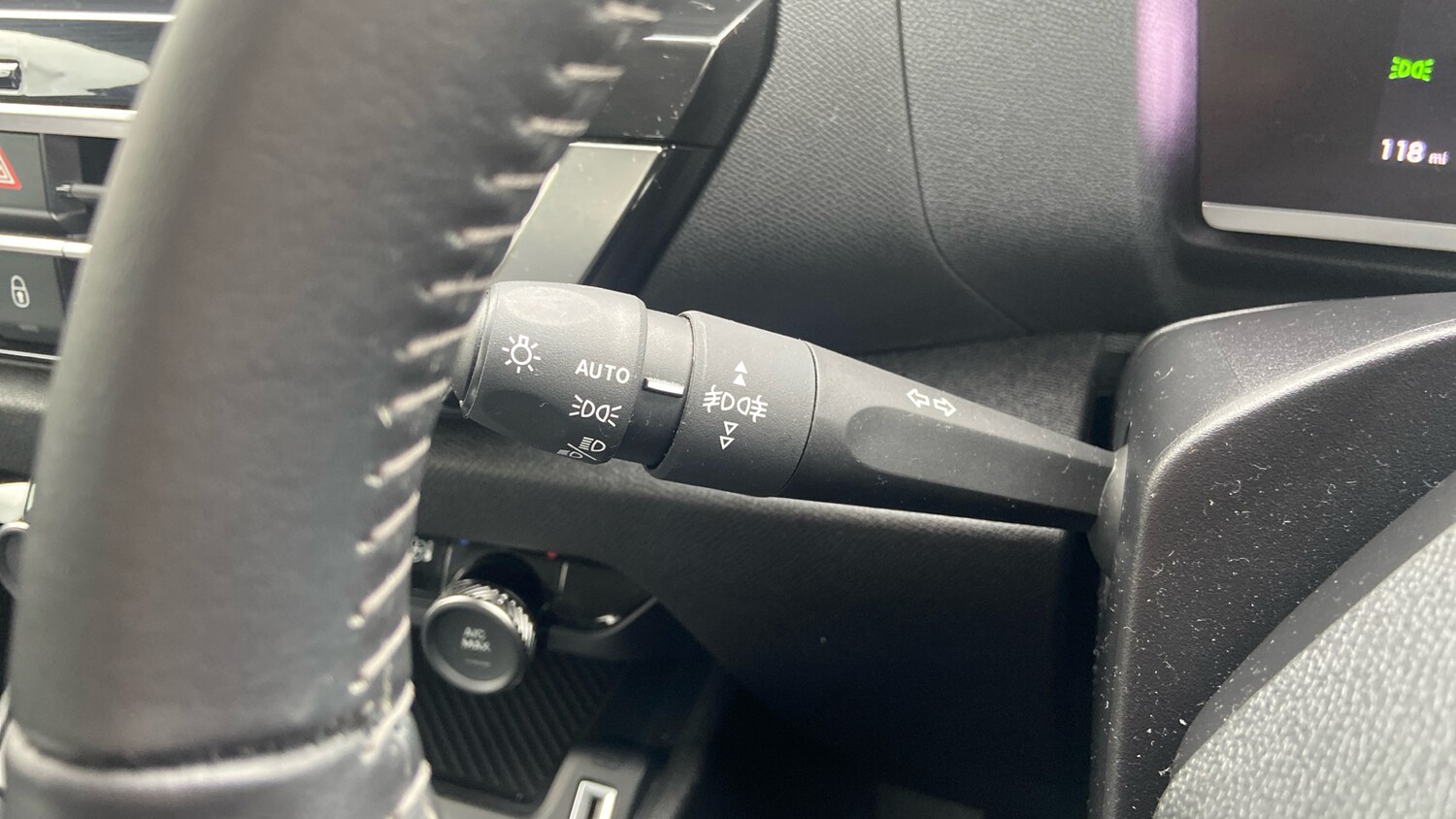 Used Citroen C4 2023 for sale - 76307989: Photo 27