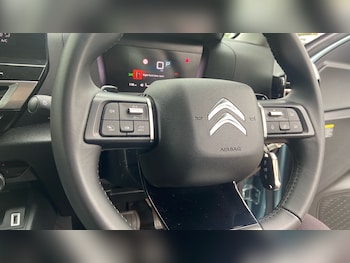 Used Citroen C4 2023 for sale - 76307989: Photo 4