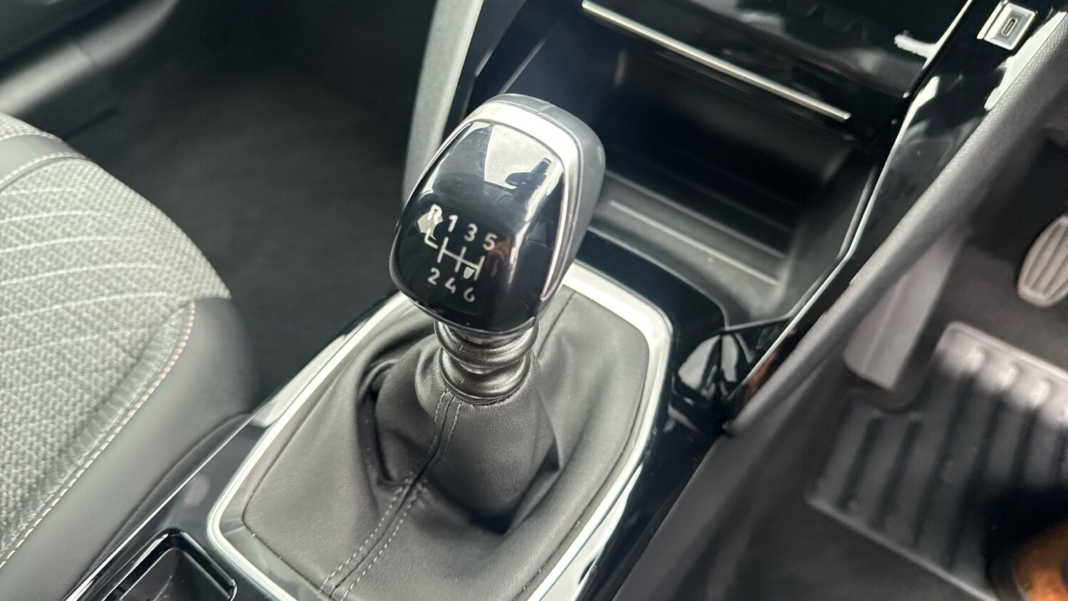 Used Peugeot 208 2024 for sale - 75811527: Photo 20